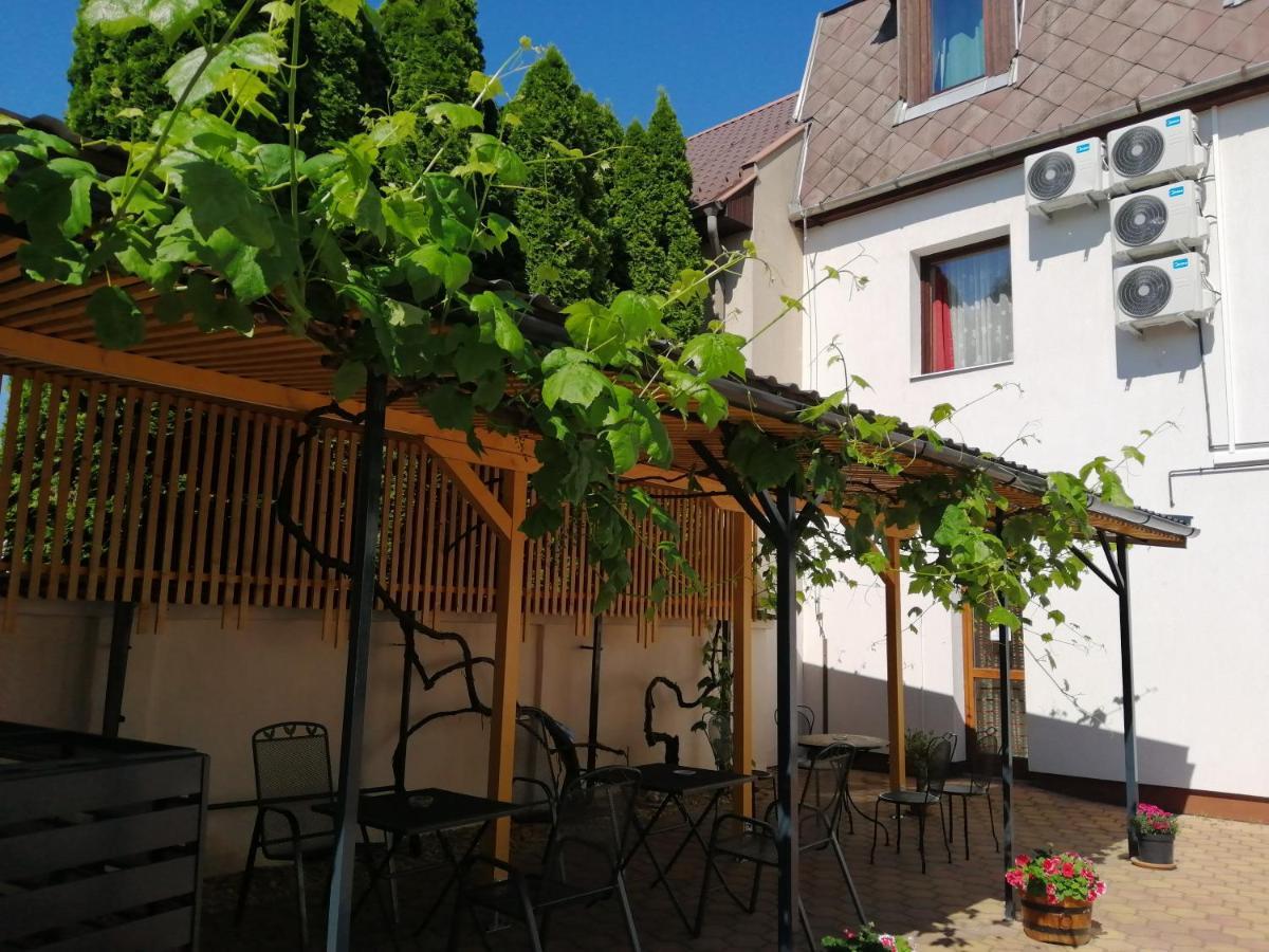 Joco Panzio Hotel Nyíregyháza Екстериор снимка